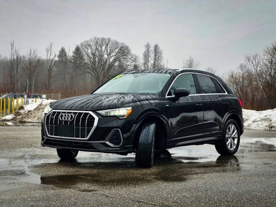 2022 Audi Q3 S line Premium