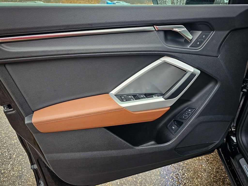 2022 Audi Q3 S line Premium