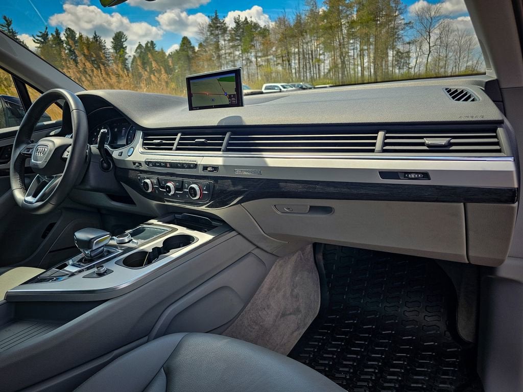 2018 Audi Q7 Premium Plus