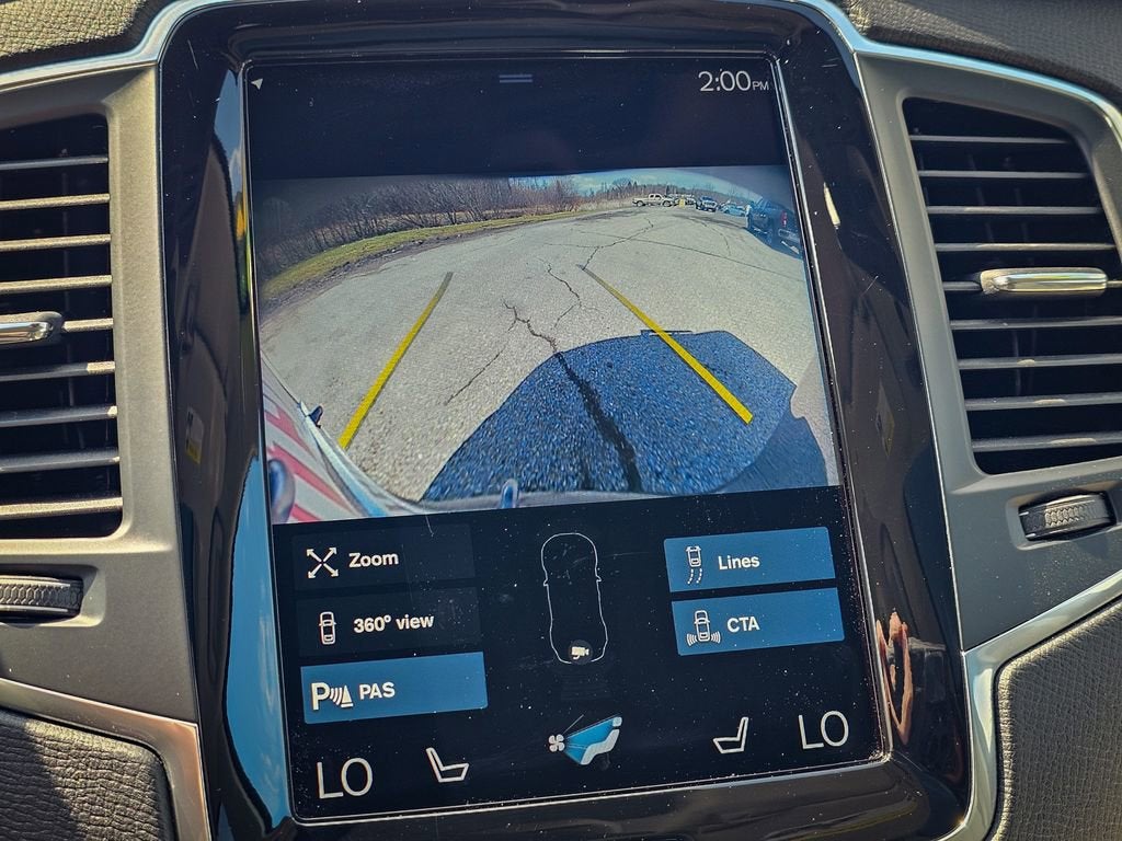 2020 Volvo XC90 Momentum