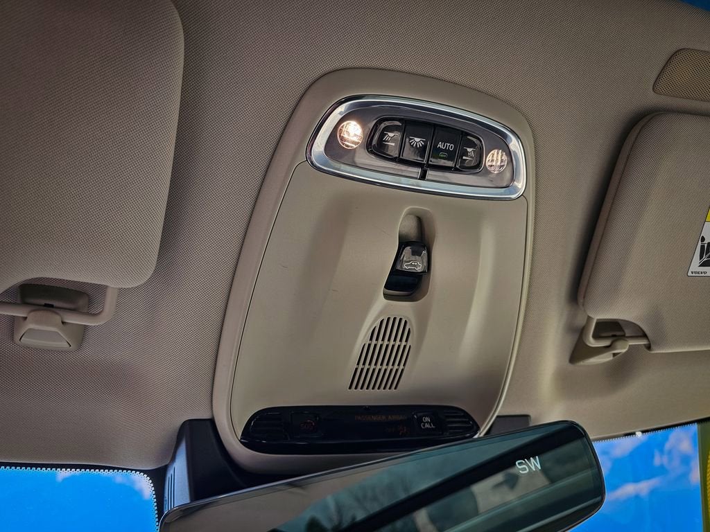 2020 Volvo XC90 Momentum