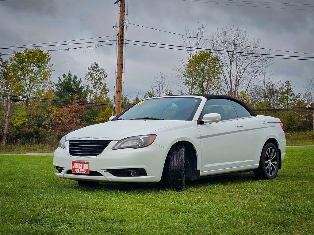 2011 Chrysler 200 S