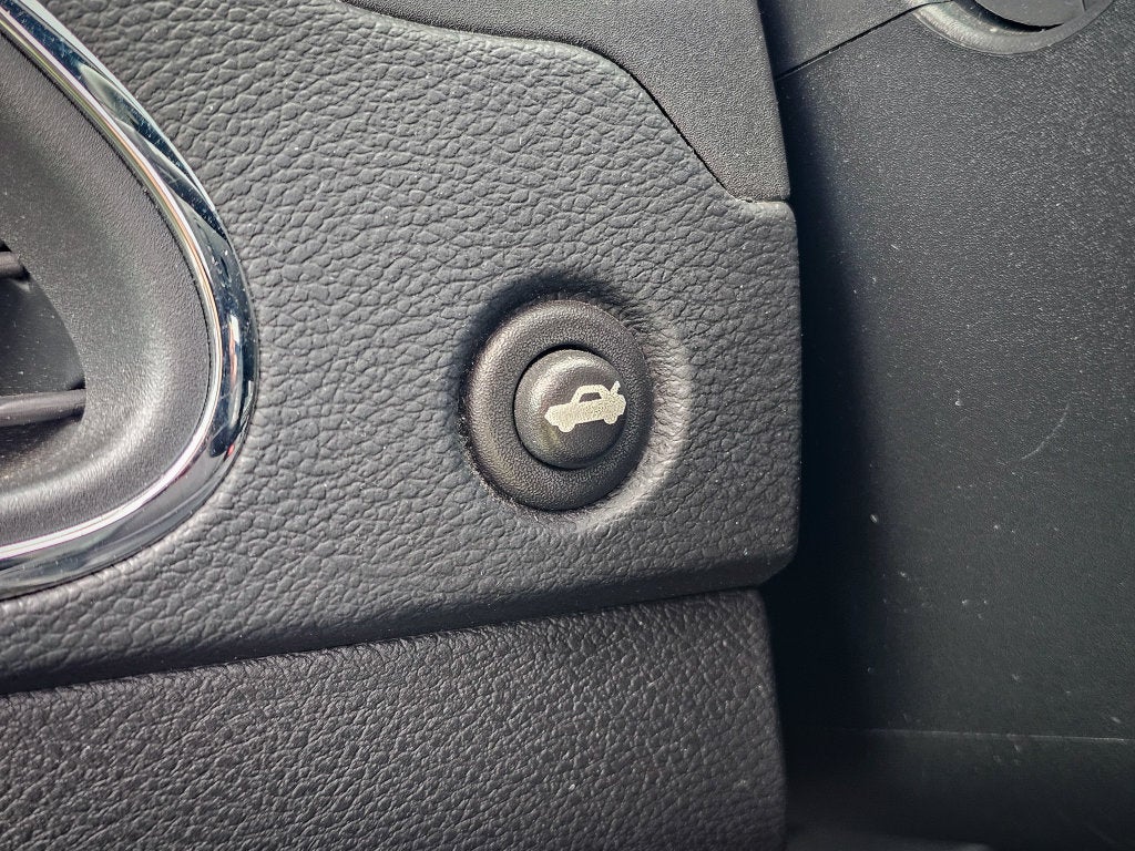 2011 Chrysler 200 S