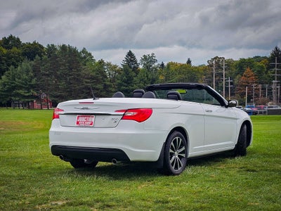2011 Chrysler 200 S