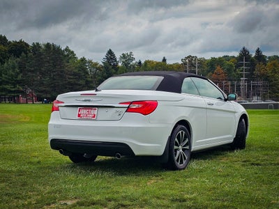 2011 Chrysler 200 S