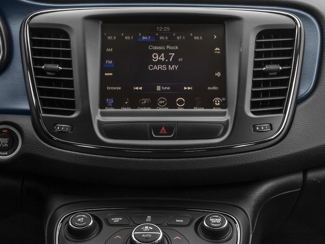 2016 Chrysler 200 S