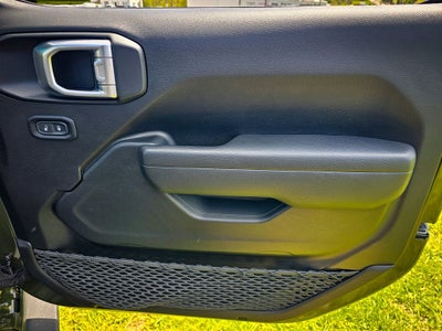 2022 Jeep Wrangler Unlimited Willys 4x4