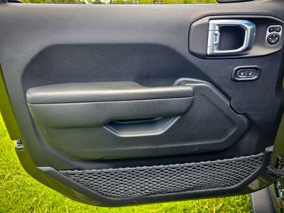 2022 Jeep Wrangler Unlimited Willys 4x4