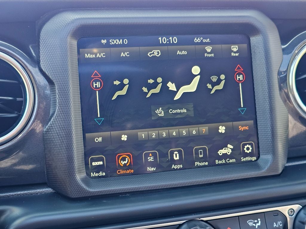 2021 Jeep Wrangler Unlimited Sahara Altitude 4x4