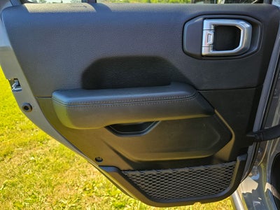 2021 Jeep Wrangler Unlimited Sahara Altitude 4x4