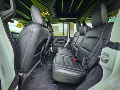 2022 Jeep Wrangler Unlimited Sahara 4x4