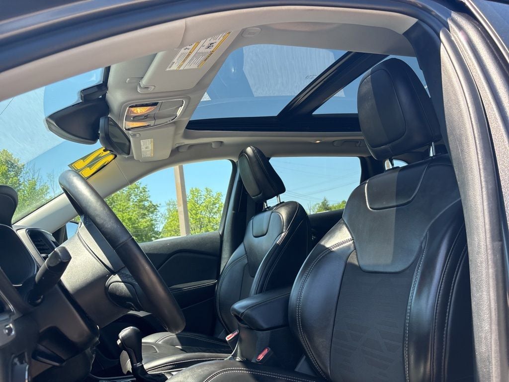 2022 Jeep Cherokee X 4x4