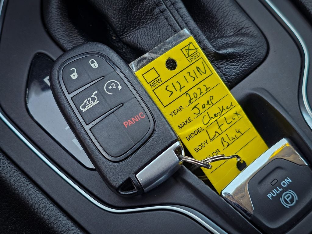 2022 Jeep Cherokee Latitude Lux 4x4