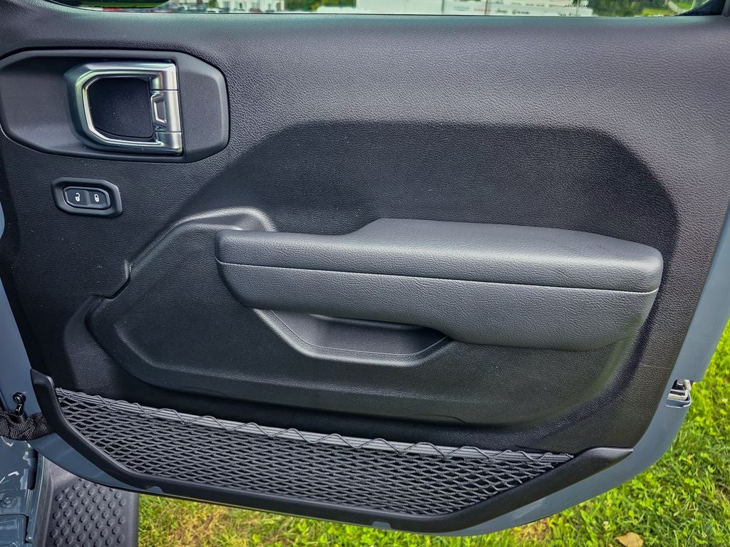 2025 Jeep Wrangler 2-Door Sport 4x4