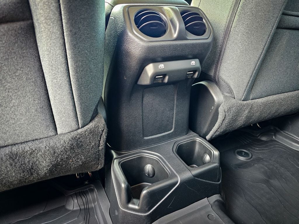 2025 Jeep Wrangler 4-Door Summit 4x4