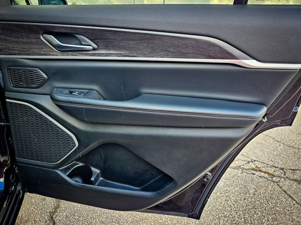 2022 Jeep Grand Cherokee L Limited 4x4