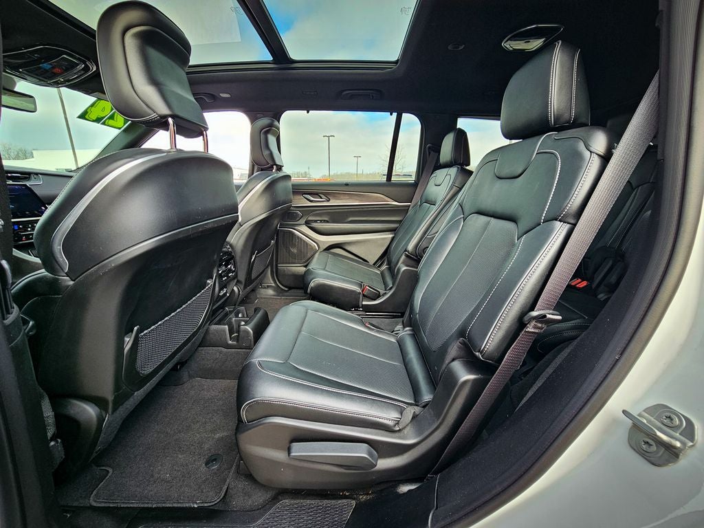 2024 Jeep Grand Cherokee L Overland 4x4