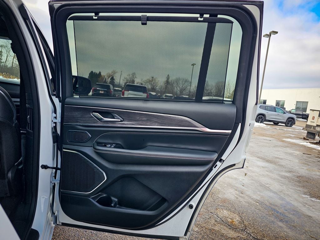 2024 Jeep Grand Cherokee L Overland 4x4