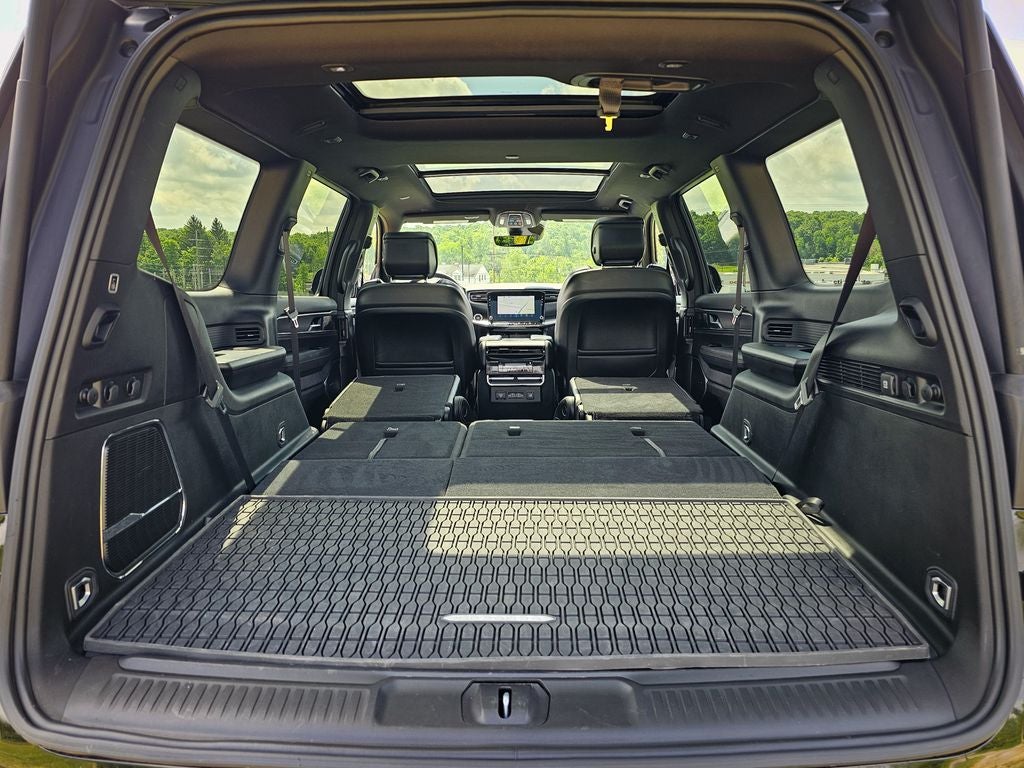 2024 Jeep Wagoneer Series II Carbide 4x4