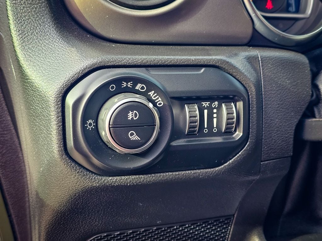 2021 Jeep Gladiator Sport S 4x4