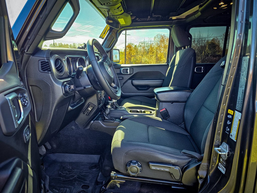 2021 Jeep Gladiator Willys 4x4