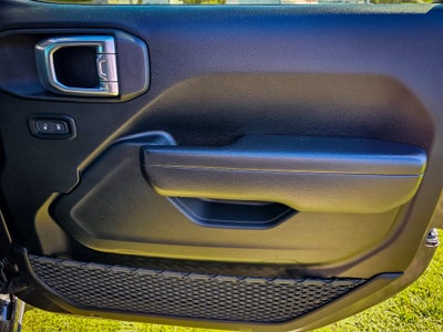 2021 Jeep Gladiator Willys 4x4