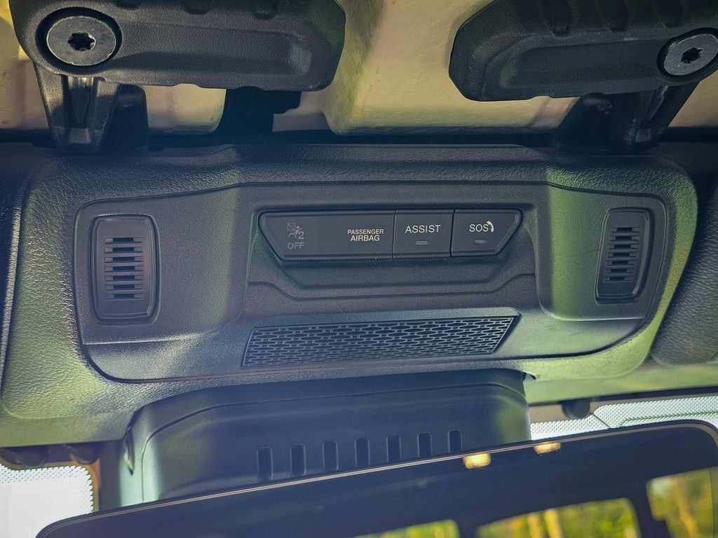2025 Jeep Gladiator Mojave X