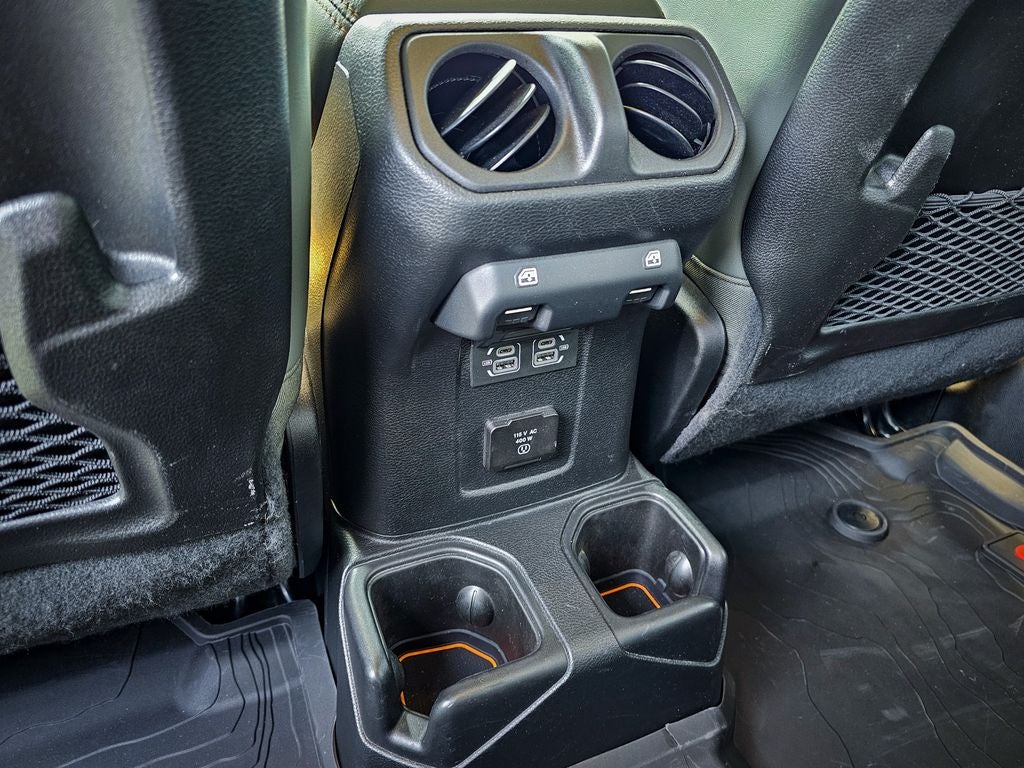 2025 Jeep Gladiator Mojave X