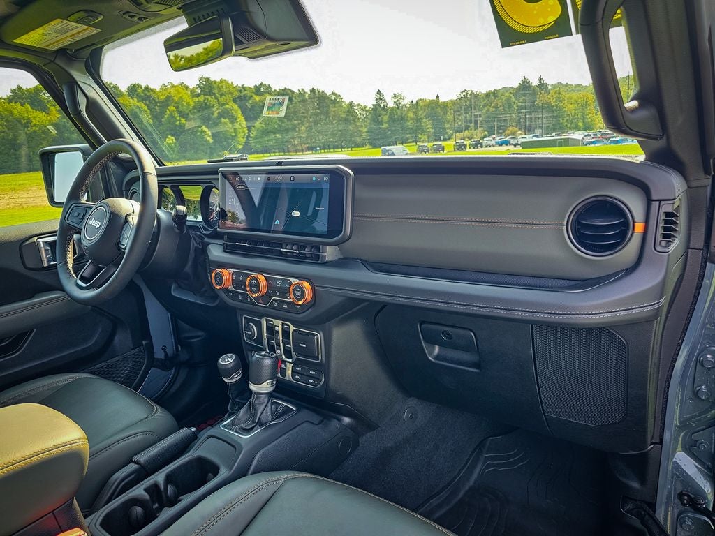 2025 Jeep Gladiator Mojave X