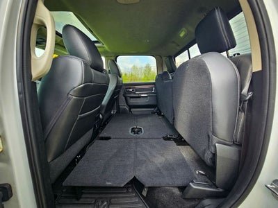 2017 RAM 1500 Laramie Crew Cab 4x4 5'7' Box
