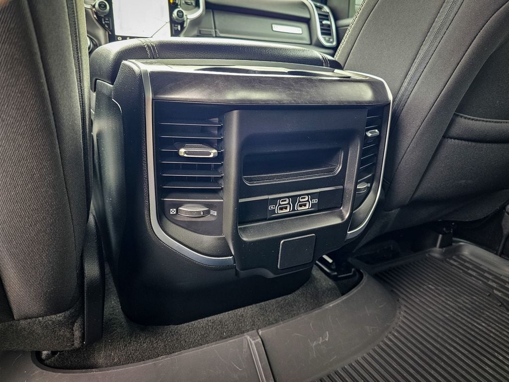2024 RAM 1500 Big Horn Quad Cab 4x4 6'4' Box