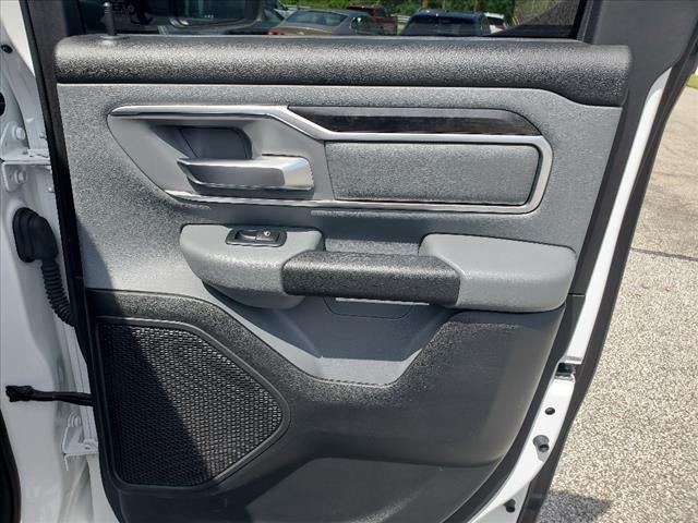 2019 RAM 1500 Big Horn/Lone Star Quad Cab 4x4 6'4' Box