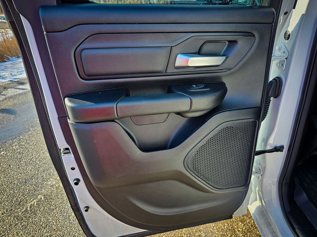 2024 RAM 1500 Tradesman Quad Cab 4x4 6'4' Box