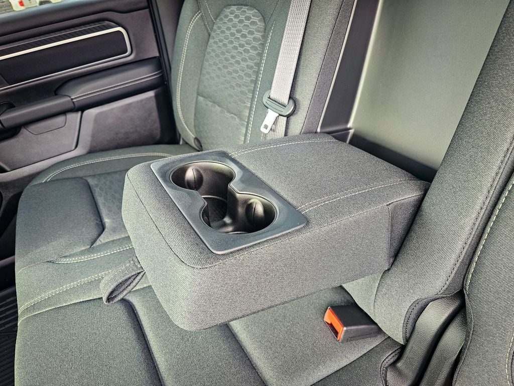 2025 RAM 1500 Big Horn Crew Cab 4x4 5'7' Box