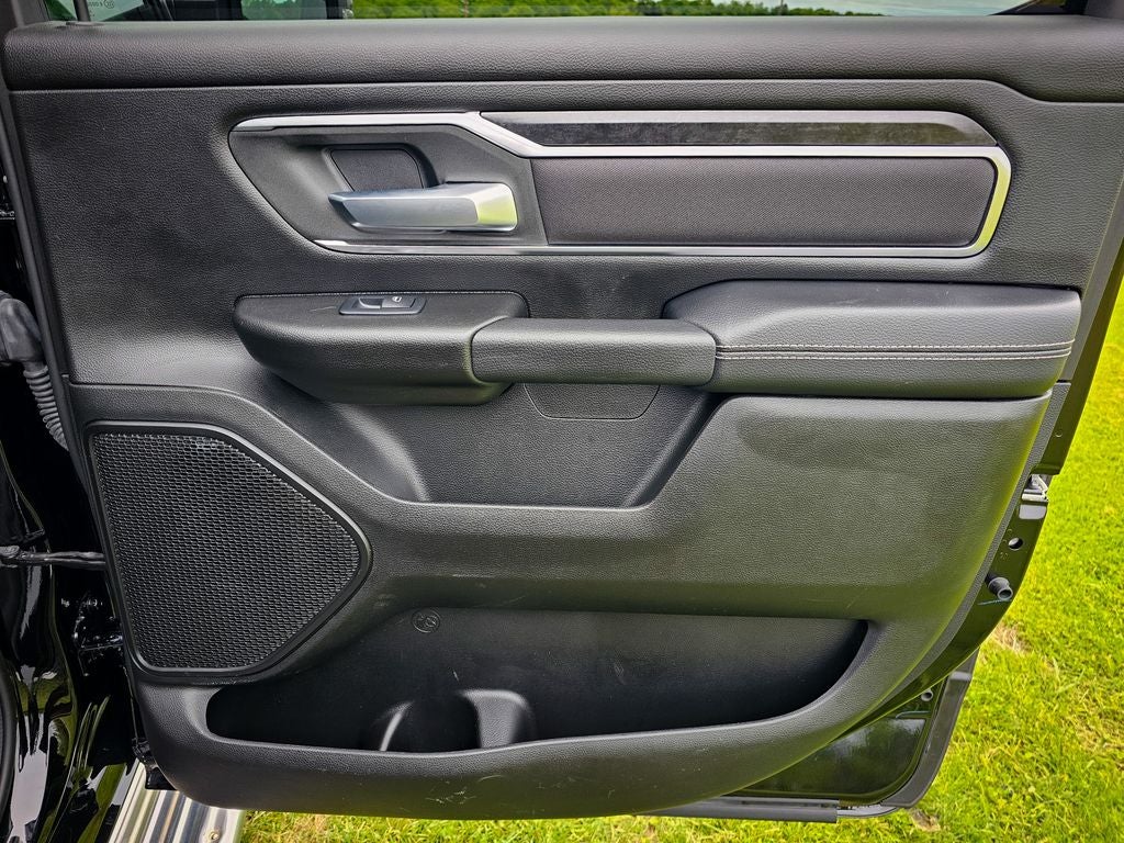 2024 RAM 1500 Big Horn Crew Cab 4x4 5'7' Box