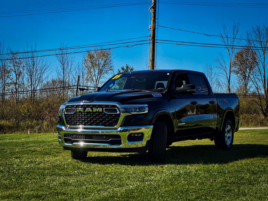 2025 RAM Ram 1500 Big Horn Crew Cab 4x4 5'7' Box
