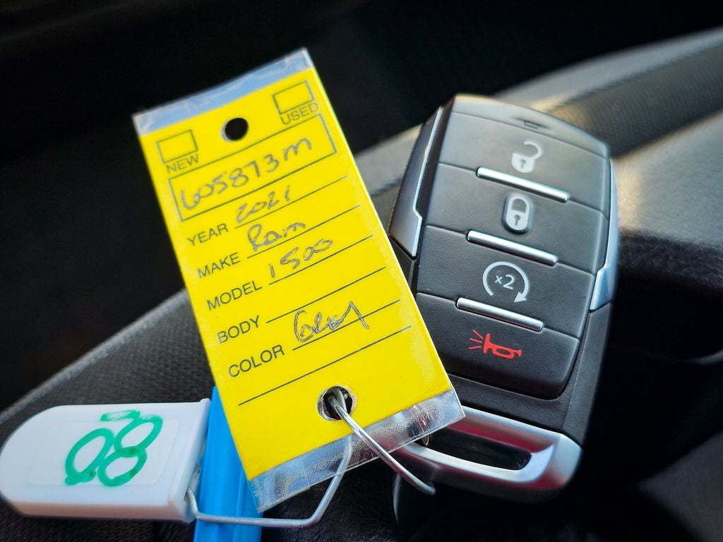 2021 RAM 1500 Big Horn Crew Cab 4x4 5'7' Box