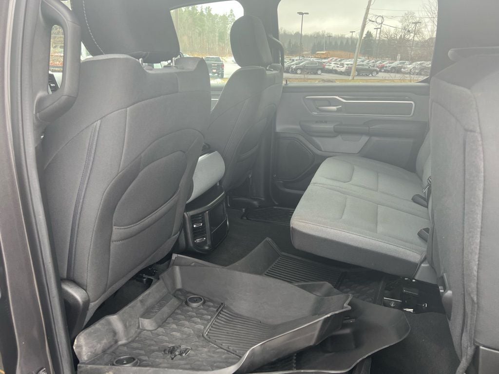 2021 RAM 1500 Big Horn Crew Cab 4x4 5'7' Box