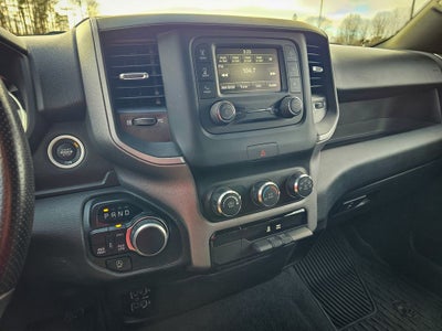 2024 RAM 1500 Tradesman Crew Cab 4x4 5'7' Box