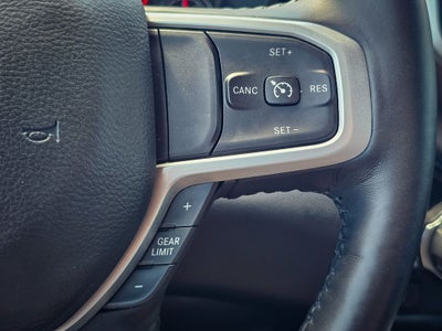 2020 RAM 1500 Big Horn Crew Cab 4x4 5'7' Box