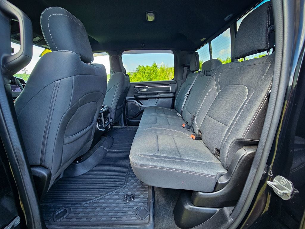 2020 RAM 1500 Big Horn Crew Cab 4x4 5'7' Box