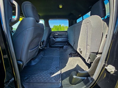 2020 RAM 1500 Big Horn Crew Cab 4x4 5'7' Box