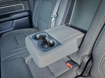 2020 RAM 1500 Big Horn Crew Cab 4x4 5'7' Box