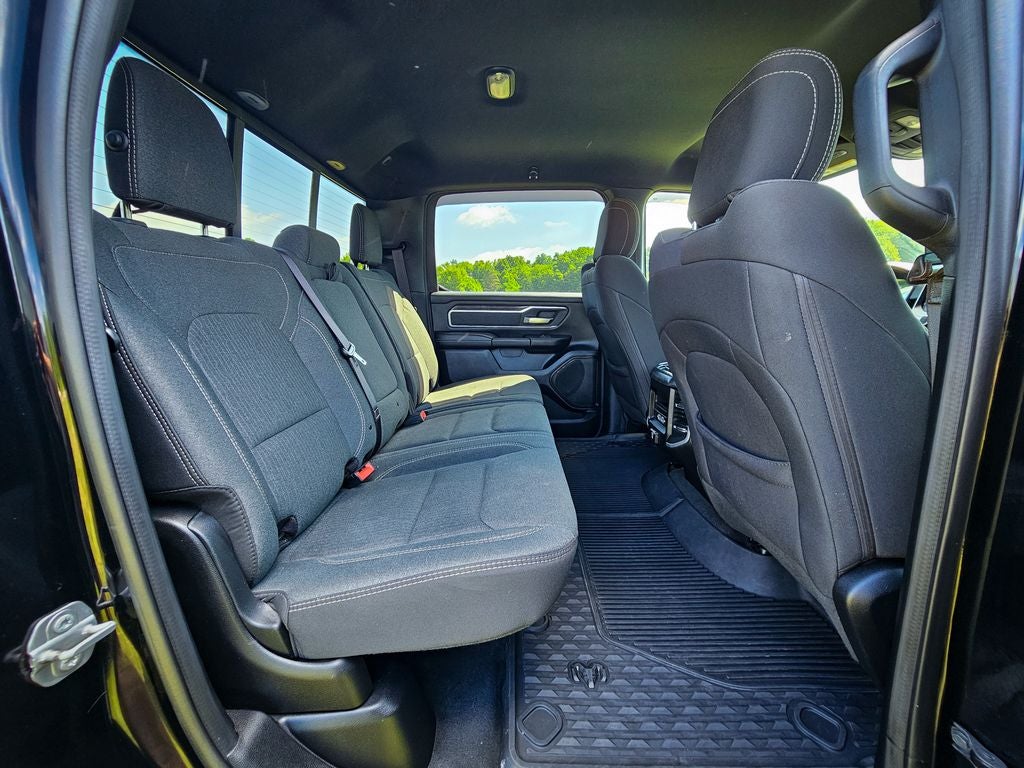 2020 RAM 1500 Big Horn Crew Cab 4x4 5'7' Box