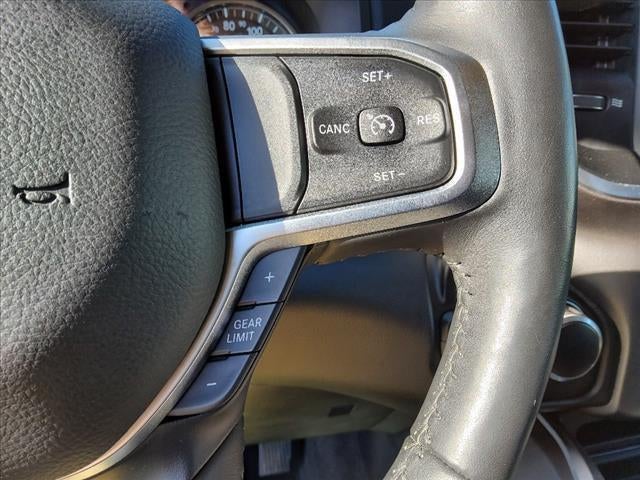 2020 RAM 1500 Big Horn Crew Cab 4x4 5'7' Box