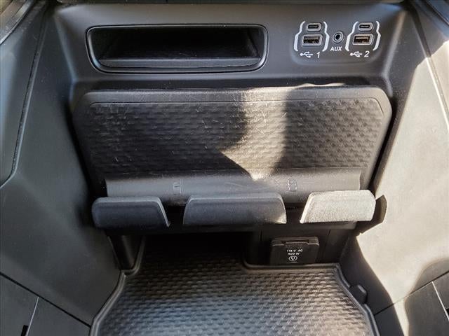 2020 RAM 1500 Big Horn Crew Cab 4x4 5'7' Box