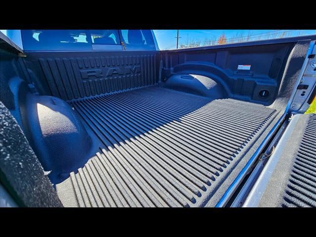 2020 RAM Ram 1500 Big Horn Crew Cab 4x4 5'7' Box