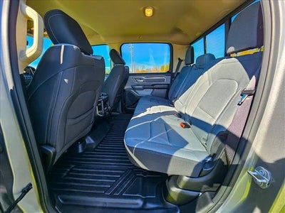 2020 RAM Ram 1500 Big Horn Crew Cab 4x4 5'7' Box