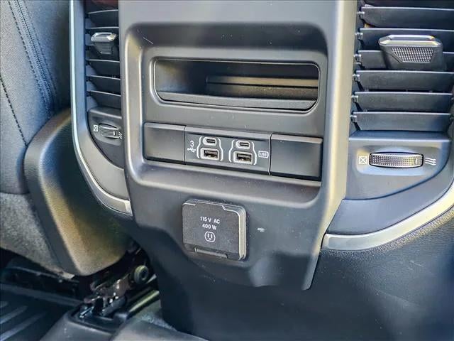 2020 RAM Ram 1500 Big Horn Crew Cab 4x4 5'7' Box