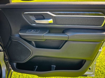 2020 RAM Ram 1500 Big Horn Crew Cab 4x4 5'7' Box